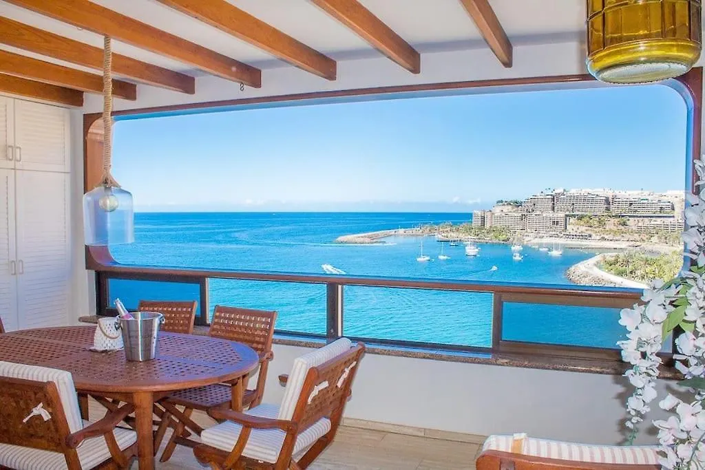 Apartament 100 M2 Penthouse On The Beach. Patalavaca