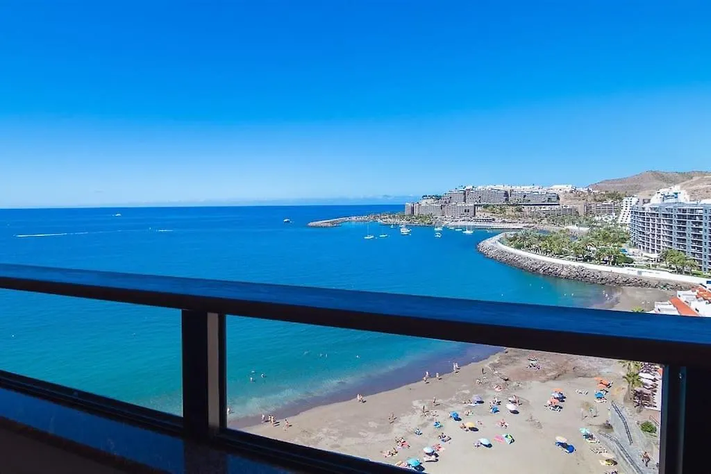 100 M2 Penthouse On The Beach. Patalavaca